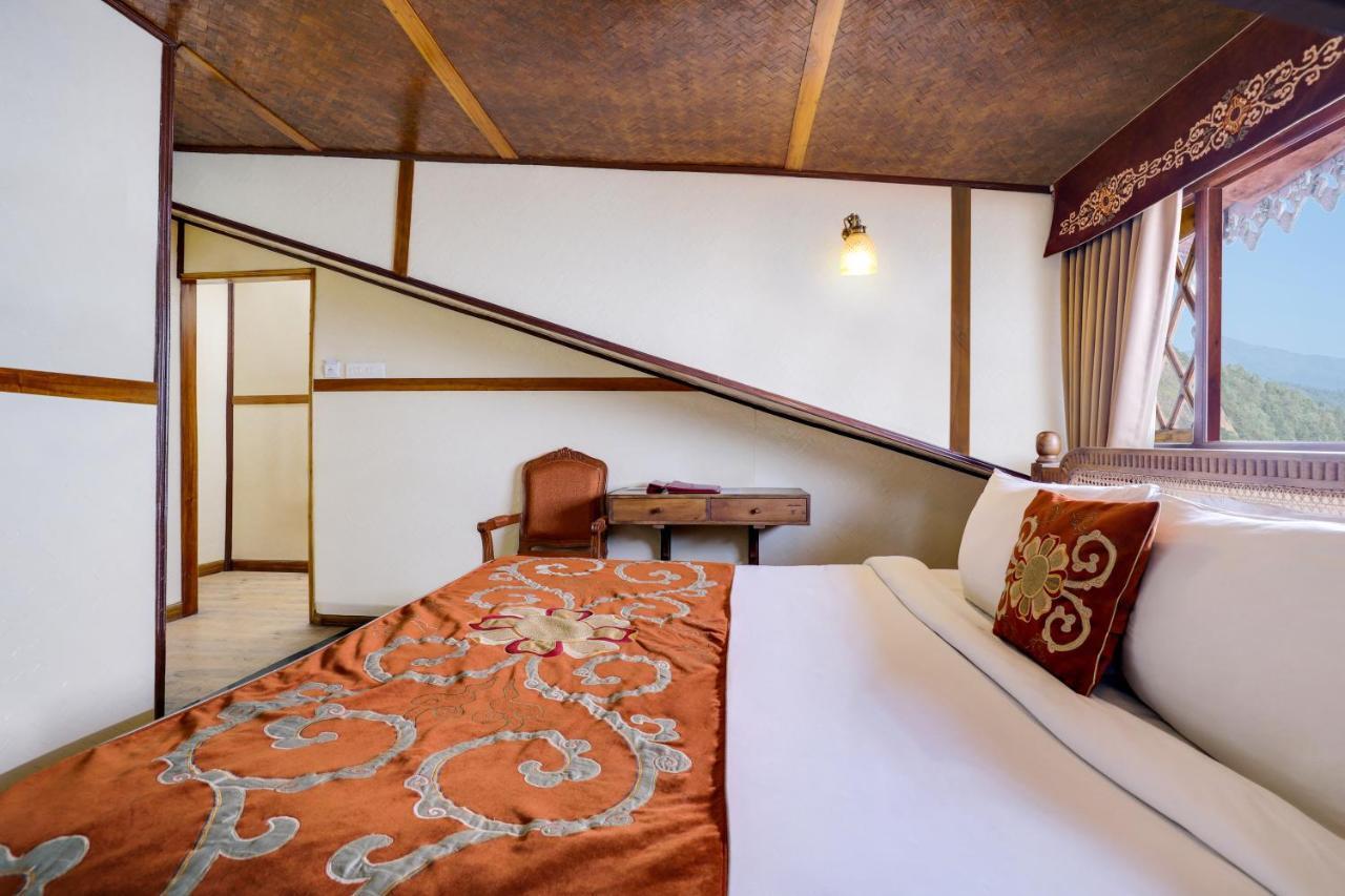 Summit Hermon Hotel & Spa Дарджилинг Екстериор снимка